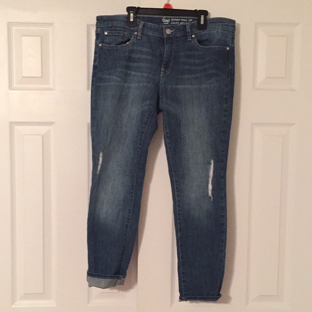 Skinny roll up size 10 gap capris!